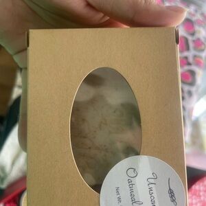 Natural Oatmeal Exfoliating Soap - Tan